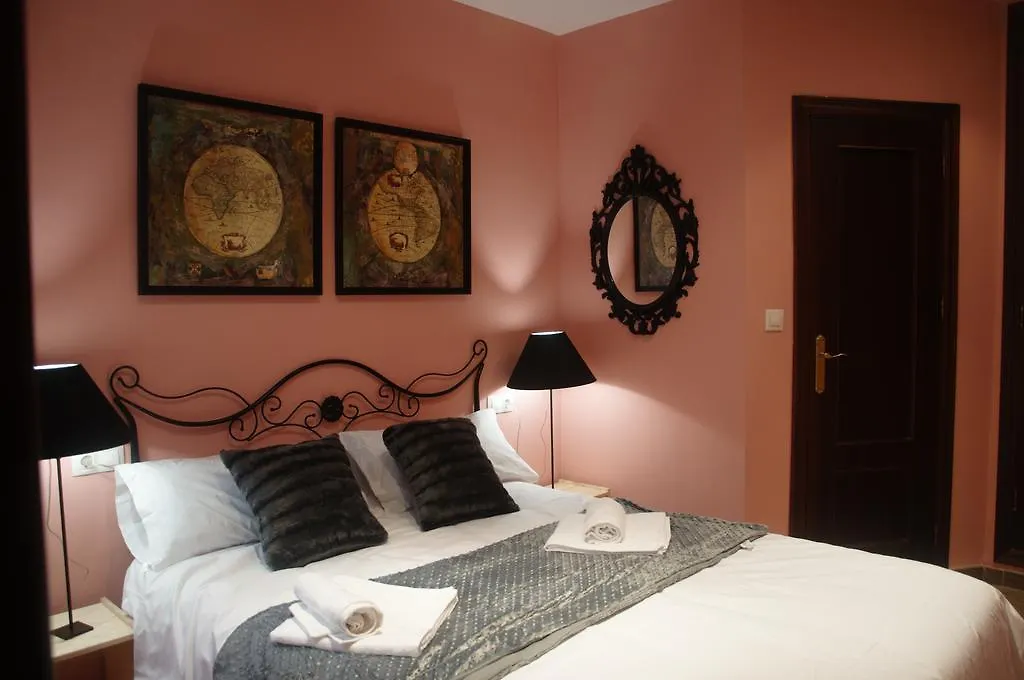 Arco De Las Descalzas Apartment Ubeda